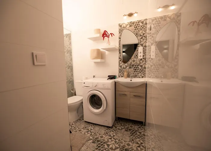 Apartment Danube Dwelling Rozsa 99 *