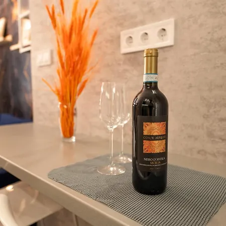 Danube Dwelling Rozsa 99 アパート *